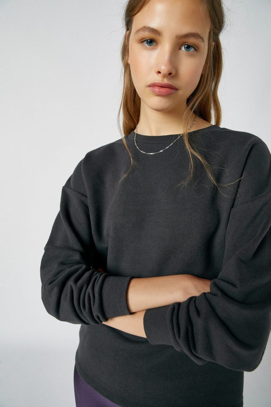 Basic Long Sleeve Sweatshirt - Image 3